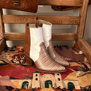 Western/Southwestern Ankle Boots - White, Brown